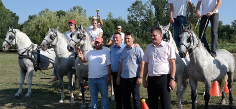 TRADICIONALNO KONJIČKO NATJECANJE  U BODOVALJCVIMA
